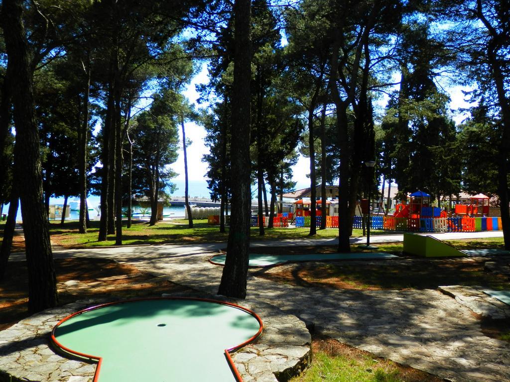 Apartments Nautica II Novigrad  Bagian luar foto
